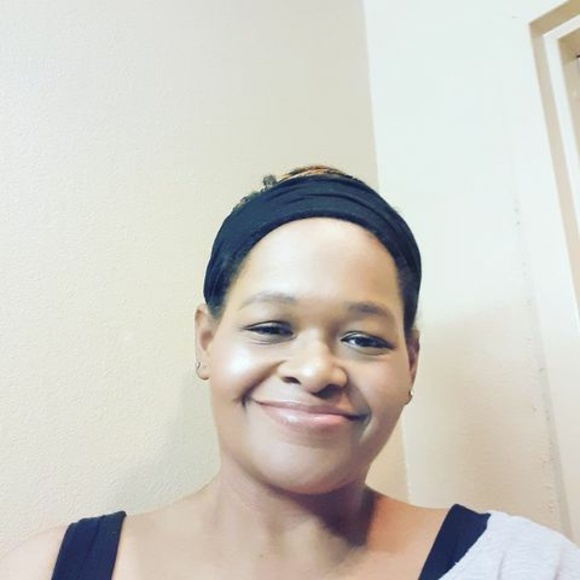 Meet your Posher, Renita - Picture 1 of 1